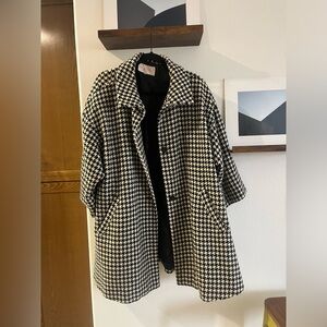 Vintage Byblos houndstooth coat